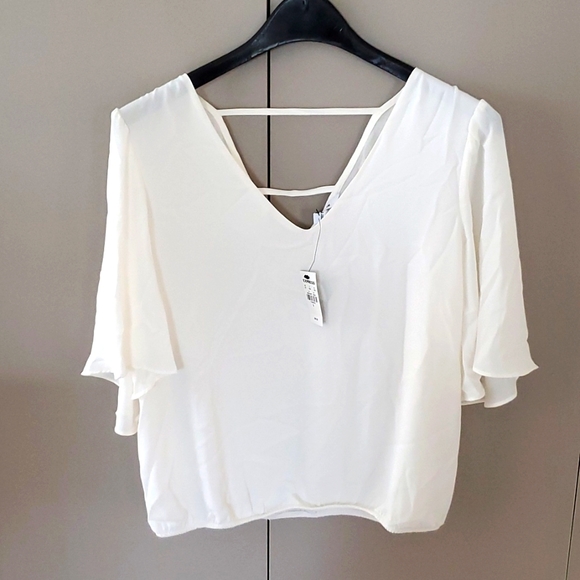 Express Tops - NWT Express off white v-neck top